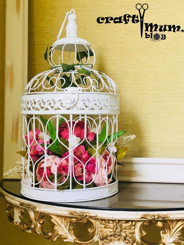 Birdcage flower arrangement